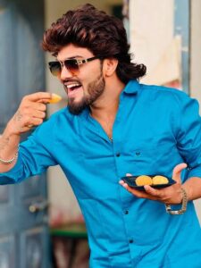 Vinod Kumavat
