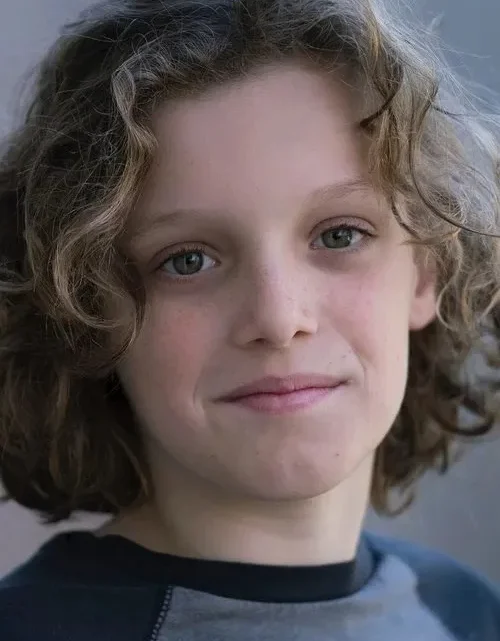 Noah Wiseman Biography: Age, Height, Net Worth, Parents, Movies, TV Shows, Career