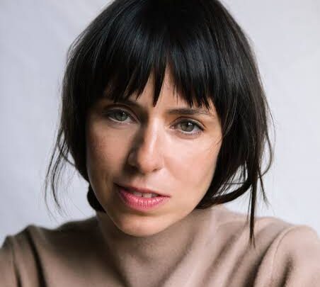 Montserrat Lombard Biography: Twitter, Awards, Height, Net Worth, Age, Partner, Kids, TV Shows, Wiki, Ethnicity