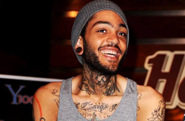 Travie McCoy Biography: Age, Height, Net Worth, Wife, Parents, Instagram, Songs, Ethnicity, Awards