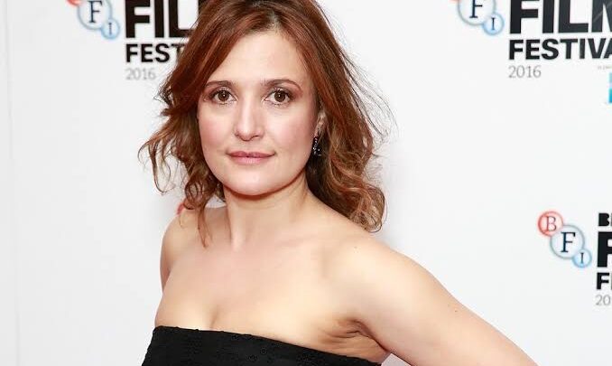 Lyndsey Marshal Biography: Age, Height, Net Worth, Awards, Movies, Partner, Siblings, TV Shows, Nationality