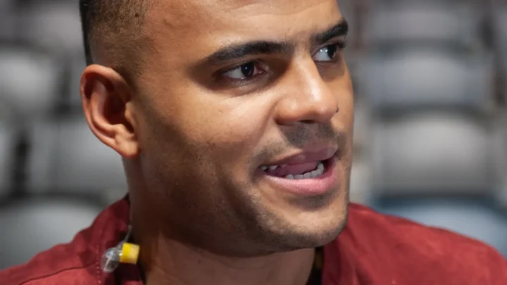 Mohombi Biography: Height, Songs, Net Worth, Age, Ethnicity, Girlfriend, Instagram, Awards, Parents