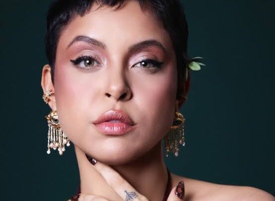 Kell Smith Biography: Daughter, Net Worth, Age, Height, Ethnicity, Awards, Songs, Parents