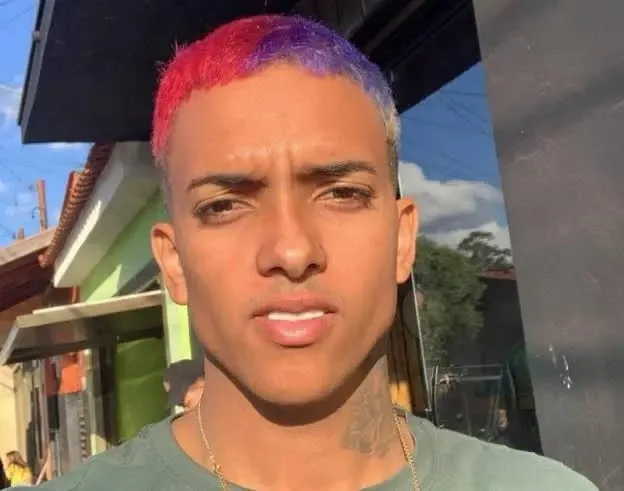 MC Brinquedo - Biography