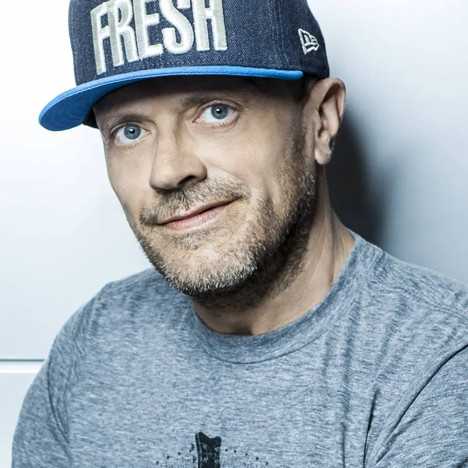 Max Pezzali - Biography