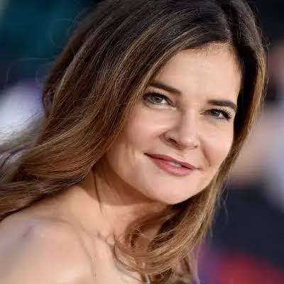 Betsy Brandt - Biography