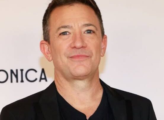 David Faustino Biography: Height, Net Worth, Kids, Wife, Age,  Movies, Awards, Controversies