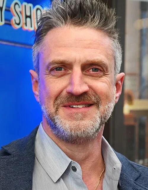 Raúl Esparza Biography: Height, Net Worth, Movies, Parents, Age, Wife, Awards, Ethnicity, Children, Twitter
