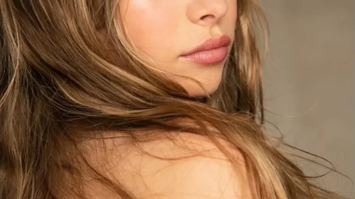 Makenzie Moss Biography: Age, Height, Parents, Siblings, Net Worth, Movies & TV Shows, Boyfriend