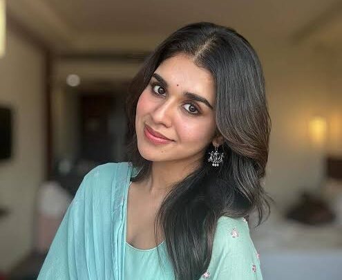 Meenakshi Govindarajan Biography: Age, Height, Parents, Net Worth, Movies, Boyfriend