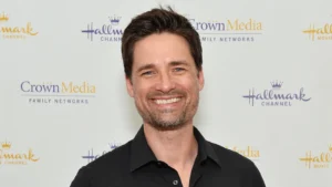 Warren Christie