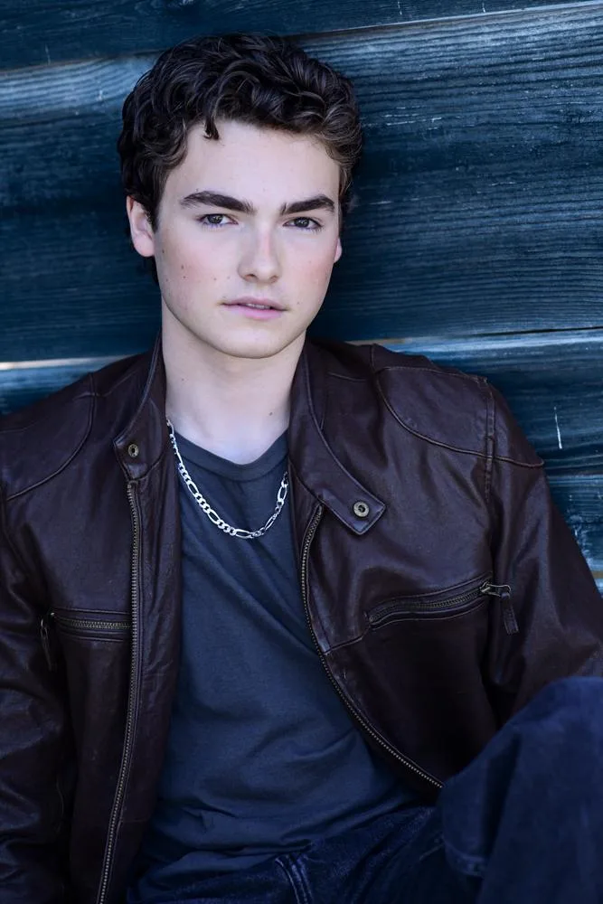 Chris Convery - Biography