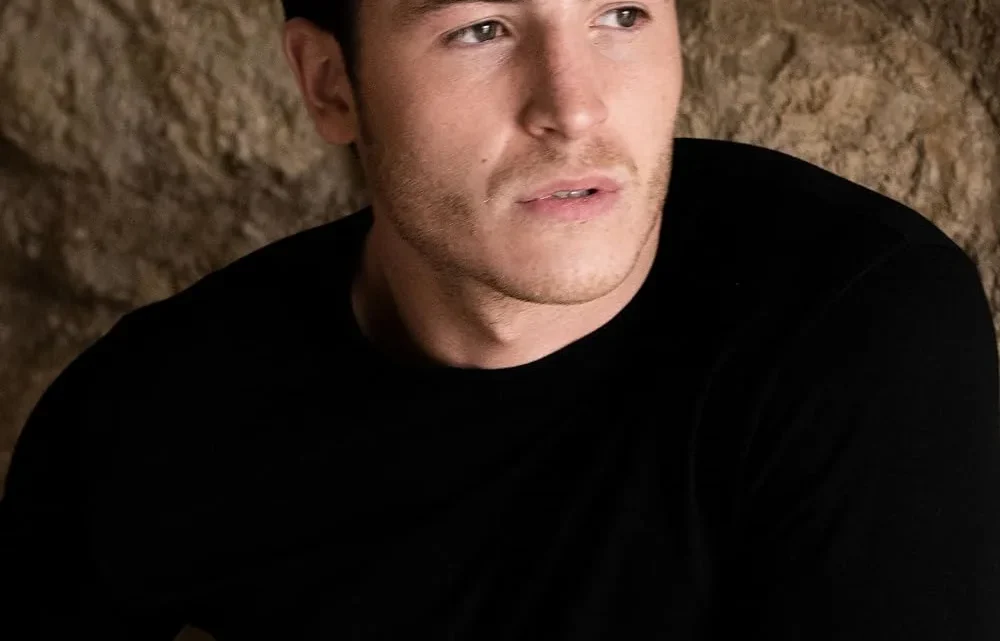 Kieron Moore Biography: Age, Height, Parents, Net Worth, Movies & TV Shows, Girlfriend