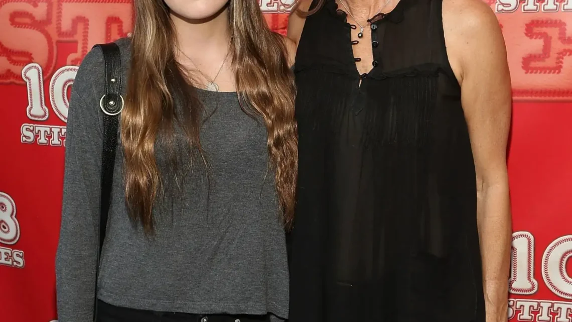 Chuck Negron’s daughter, Annabelle Negron Biography: Age, Height, Parents, Siblings, Net Worth, Movies, Songs