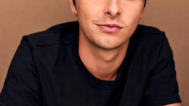 Dylan Douglas Biography: Age, Height, Parents, Siblings, Net Worth, Movies & TV Shows, Girlfriend