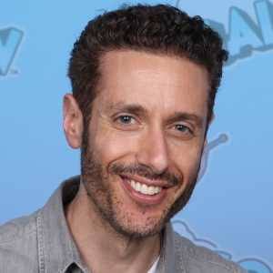 Paulo Costanzo Biography: Age, Height, Movies, Net Worth, TV Shows, Parents, Girlfriend, Nationality