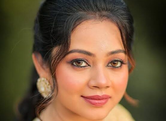 Anitha Sampath Biography: Husband, Movies, Net Worth, Height, Age, Ethnicity, YouTube