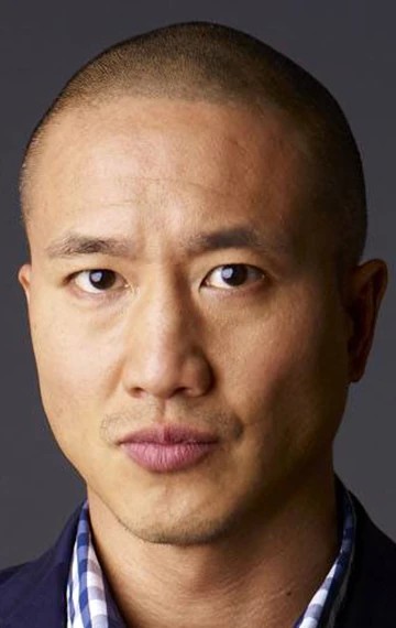 Terry Chen Biography: Net Worth, Parents, Wife, Wiki, TV Shows, Age, Height, Awards, Ethnicity