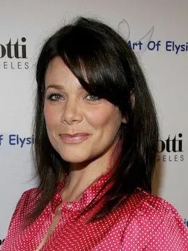 Meredith Salenger - Biography