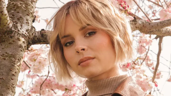 Nina Nesbitt Biography: Boyfriend, Age, Height, Net Worth, Parents, Songs, Albums
