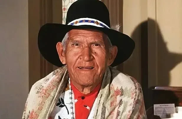 Chief Yowlachie Biography: Ethnicity, Net Worth, Wife, Age, Children, Height, Movies, Songs,  Death, Wikipedia