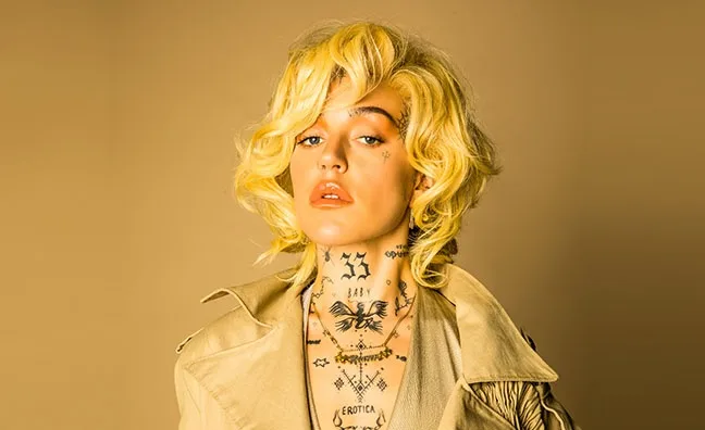 Brooke Candy Biography: Husband, Age, Net Worth, Height, Parents, Songs, Albums