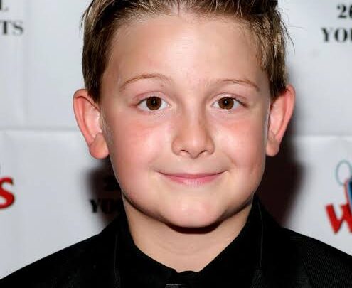 Austin Majors Biography: Parents, Age, Net Worth, Girlfriend, Movies, Height, Awards, Death, Wikipedia