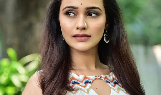 Akshaya Gurav Biography: Husband, Age, Net Worth, Height, Movies & TV Shows