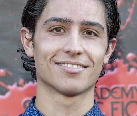 Lorenzo James Henrie Biography: Wife, Age, Height, Net Worth, TV Shows, Children, Awards, Instagram