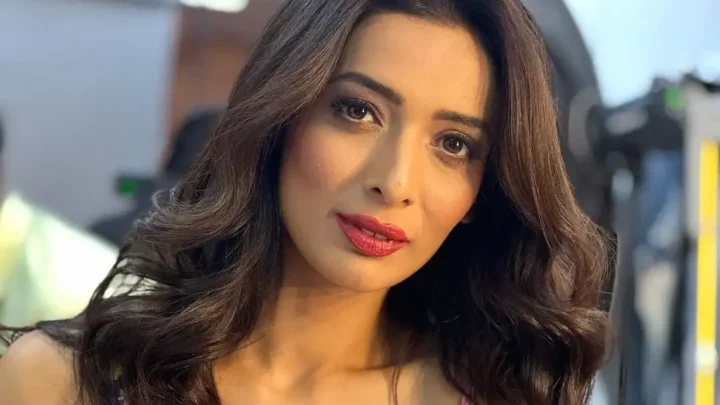 Heena Panchal Biography: Age, Net Worth, Height, Parents, Movies, Career, Husband, Instagram