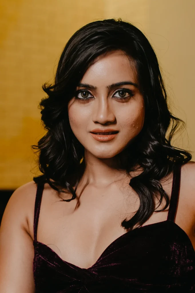 Amika Shail - Biography