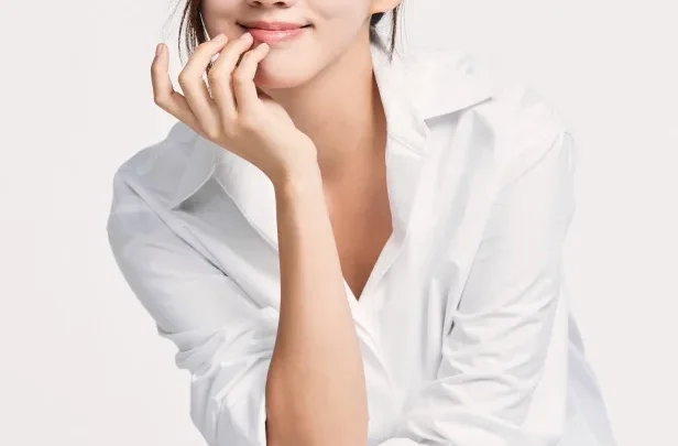 Ko Sung-hee Biography: Age, Net Worth, Parents, Height, Movies & TV Shows