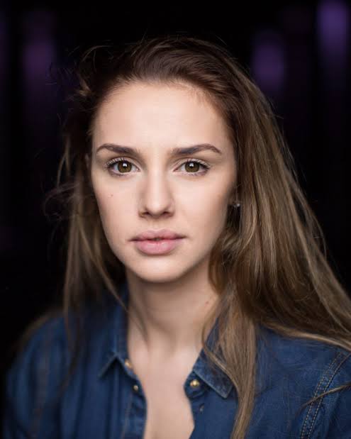 Mollie Winnard - Biography