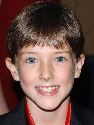 Tyler Patrick Jones Biography: Siblings, Height, Net Worth, Parents, Age, Movies, Awards, Girlfriend, Facebook