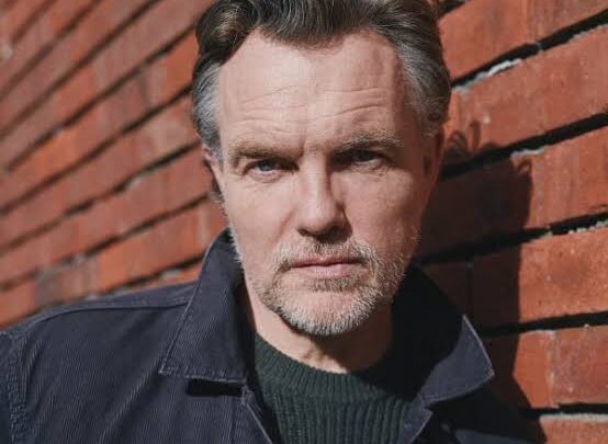 Ciarán McMenamin Biography: Movies,  Height, Net Worth, Age, Wife, Children, Books, Awards, Nationality