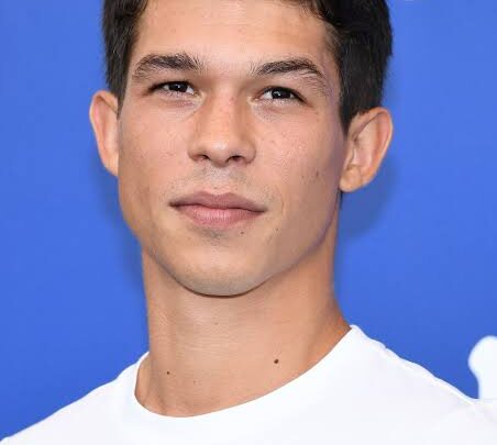 Sandor Funtek Biography: Age, Awards, Girlfriend, Net Worth, Height, Ethnicity, Movies, Instagram