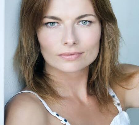Klara Landrat Biography: Height, Net Worth, Husband, Age, Ethnicity, Instagram, Movies, Awards