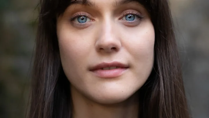 Sophie Hopkins Biography: Ethnicity, Age, Net Worth, Siblings, Height, Movies, TV Shows, Boyfriend
