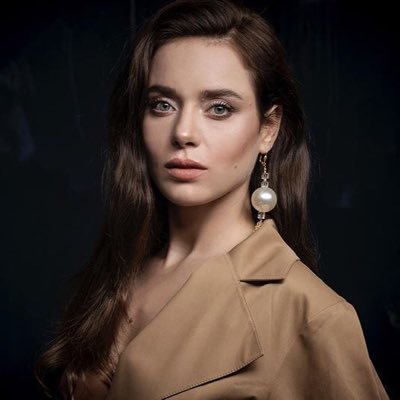 Zeynep Elçin - Biography