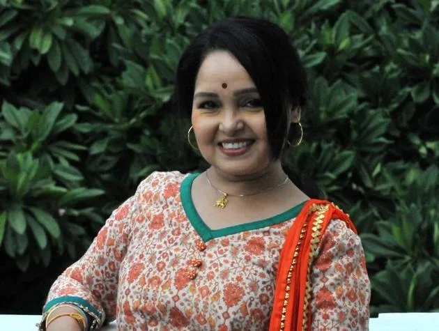 Ananya Khare - Biography