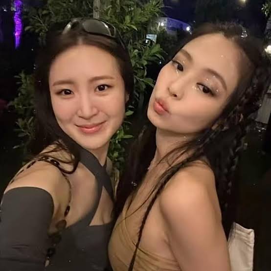 Joanna Chun - Biography