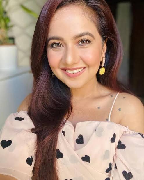 Roopal Tyagi Biography: Awards, Husband, Net Worth, Height, Age, Movies, Siblings, TV Shows