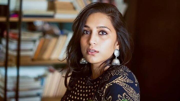 Zoya Hussain Biography: Awards, Parents, Net Worth, Age, Ethnicity, Boyfriend, Movies