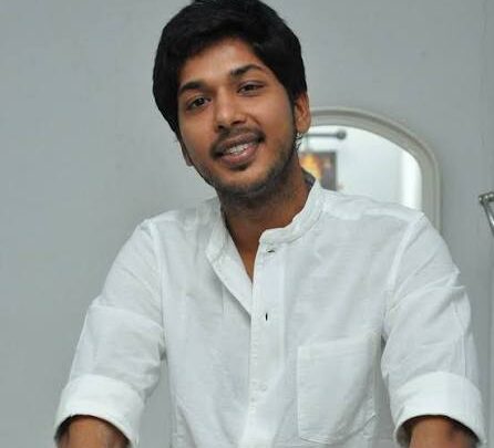 Rakendu Mouli Biography: Height, Net Worth, Wife, Awards, Parents, Ethnicity, Age