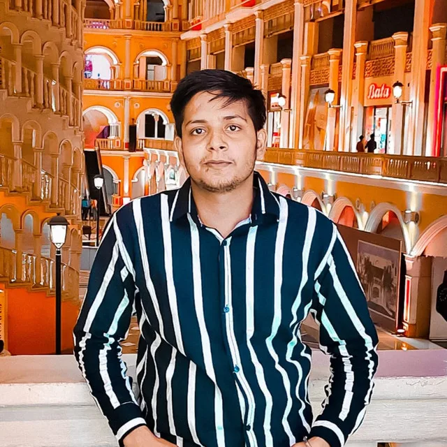 Umesh Kaushik - Biography