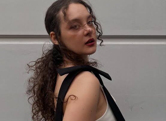 Merve Ates Biography:  Net Worth, Age, Movies, Height, Parents, Boyfriend, Twitter, Awards, Modelling