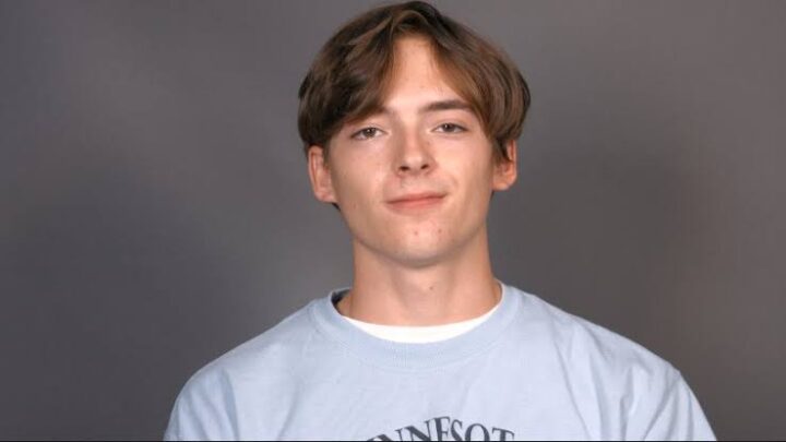 Jonah Beres Biography: TV Shows, Net Worth, Parents, Age, Siblings, Height, Movies, Awards, Girlfriend, YouTube