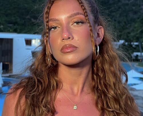 Isabella Procida Biography: Net Worth, Boyfriend, Age, Heights, Parents, Siblings, Movies, Instagram, YouTube