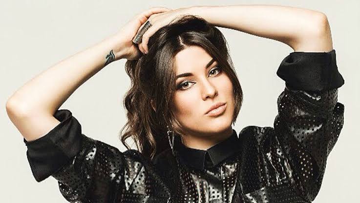 MARUV - Biography