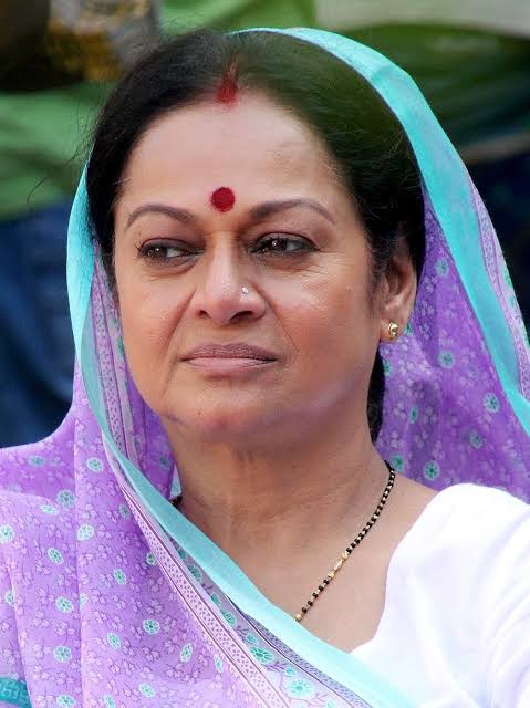Zarina Wahab Biography: Children, Age, Net Worth, Height, Husband, Ethnicity, Movies